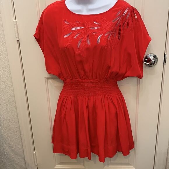 XXI Size Small/ Petite Red Scoop Neck Flutter Sleeves Elastic Waist Embroidered - Picture 2 of 11